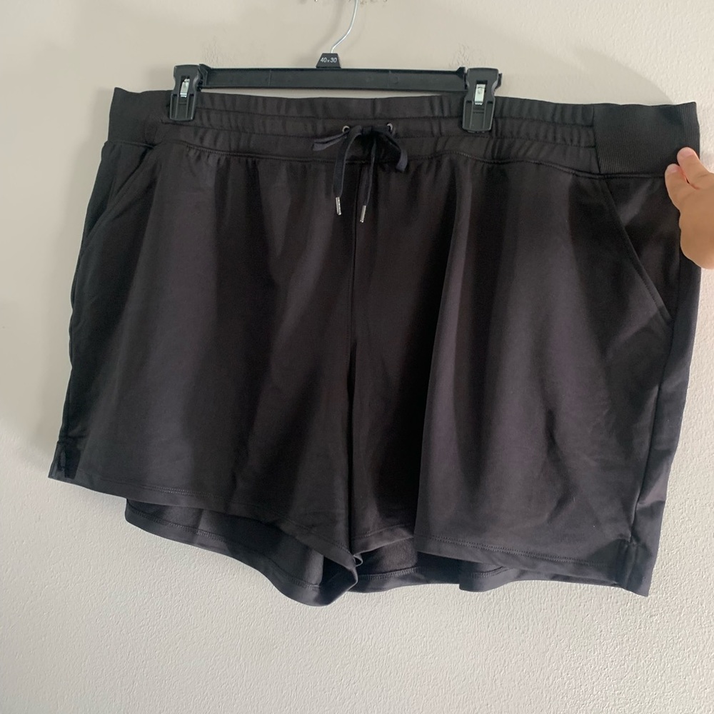 NEW TEK GEAR ON THE GO SHORT SIZE: 3X